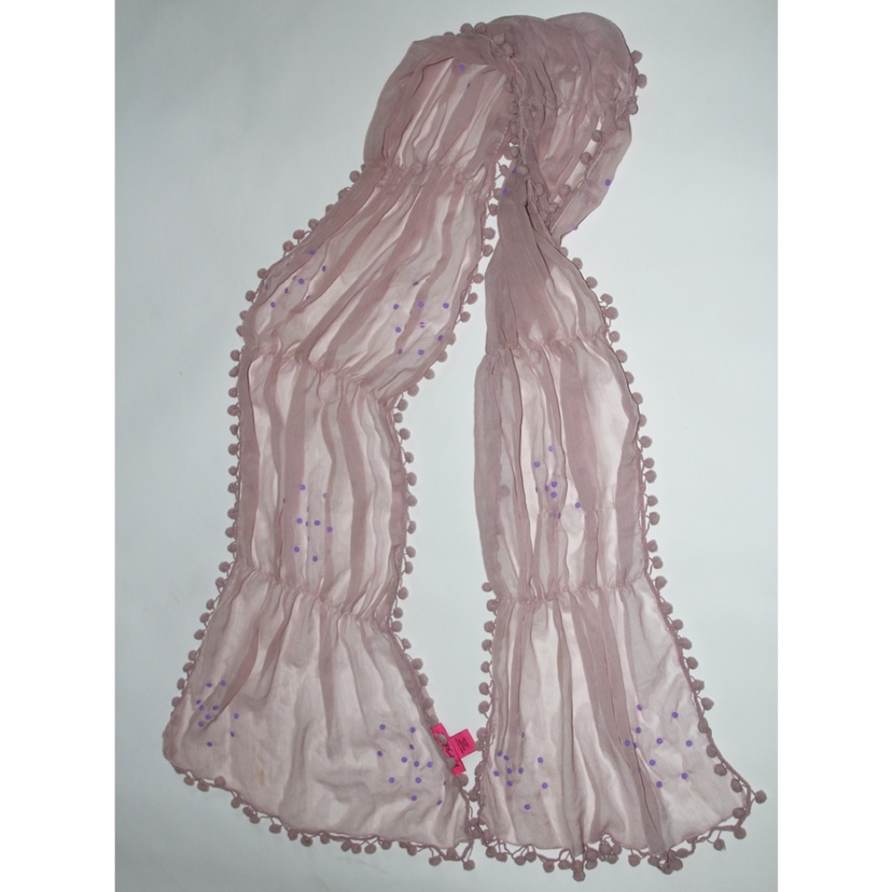 Pink Ruched Betsey Johnson Scarf - Picture 1 of 2